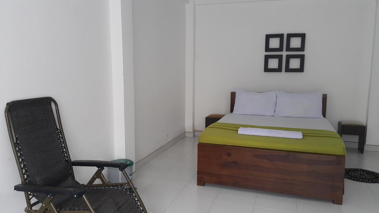 City Capital Hostel Anurâdhapura Extérieur photo