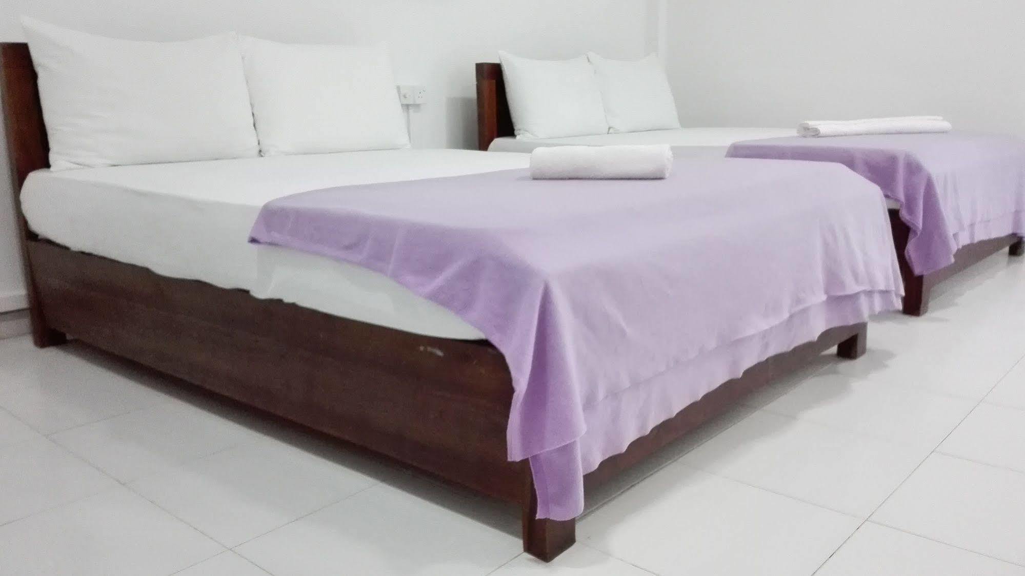 City Capital Hostel Anurâdhapura Extérieur photo